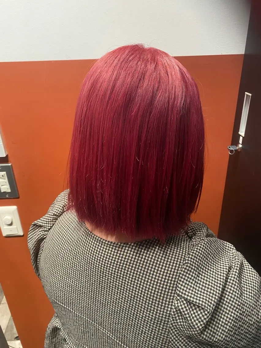 カラー ブリーチ ボルドーカラー ピンクカラー syuyama shinichiのヘアスタイル