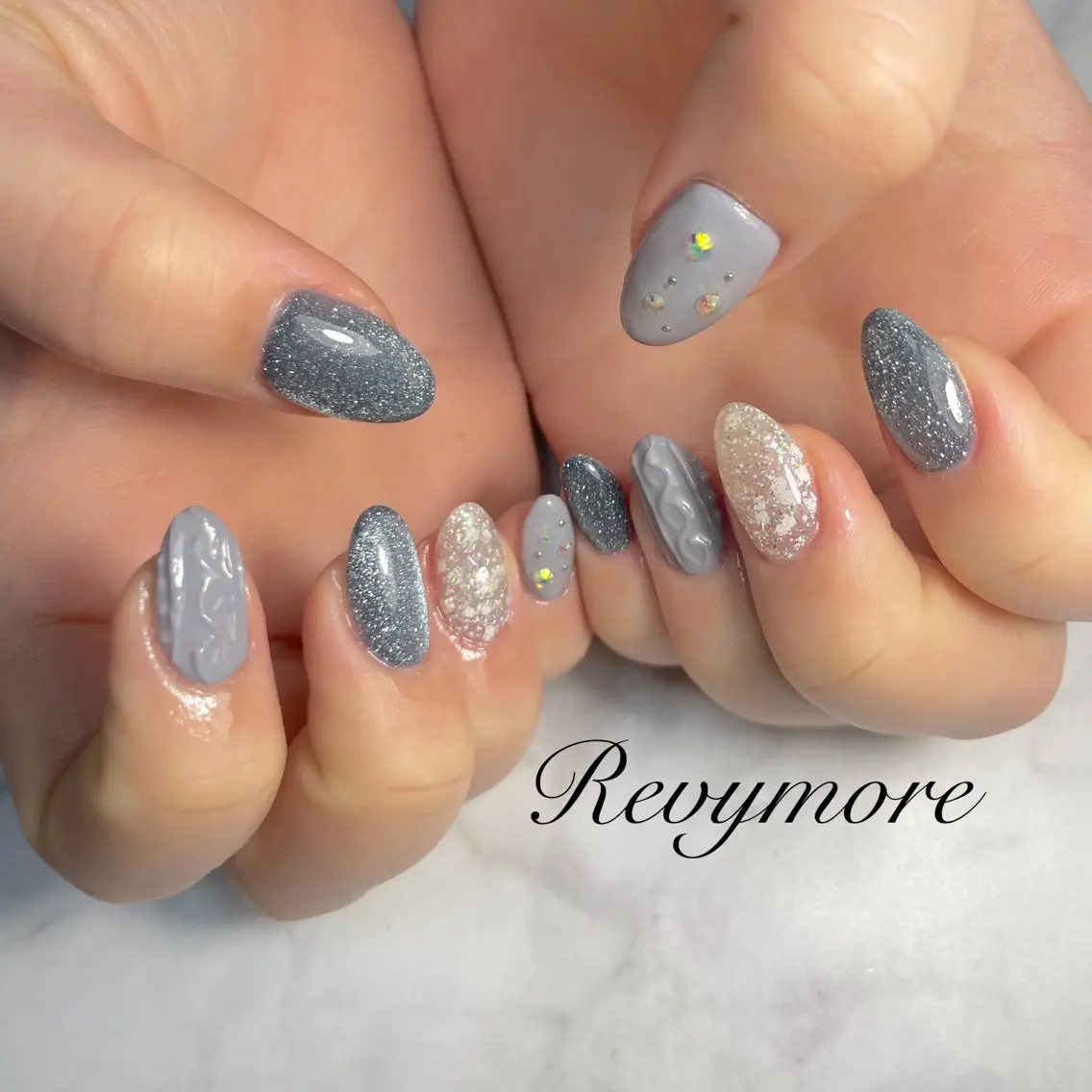 ネイル フラッシュネイル フラッシュマグ ジェルネイル キラキラネイル 韓国ネイル nail salon Revymoreのネイルデザイン