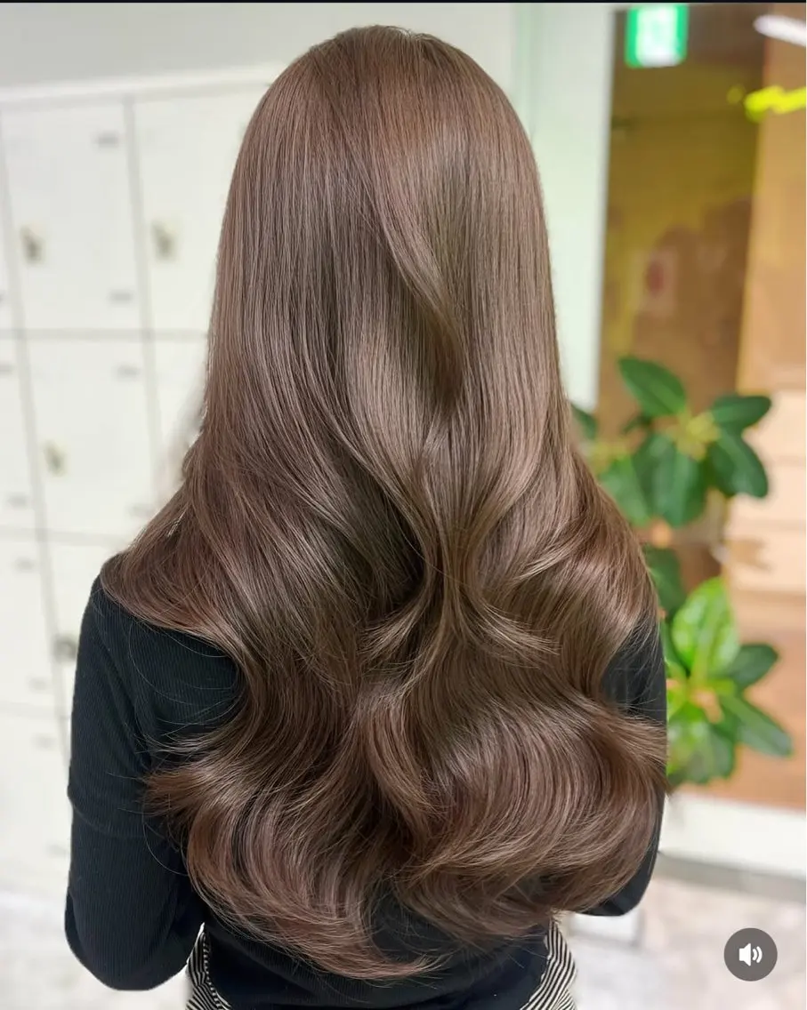 ロング ヘアカラー トリートメント 顔まわりレイヤー/諒 オリーブカラー/天神のヘアスタイル