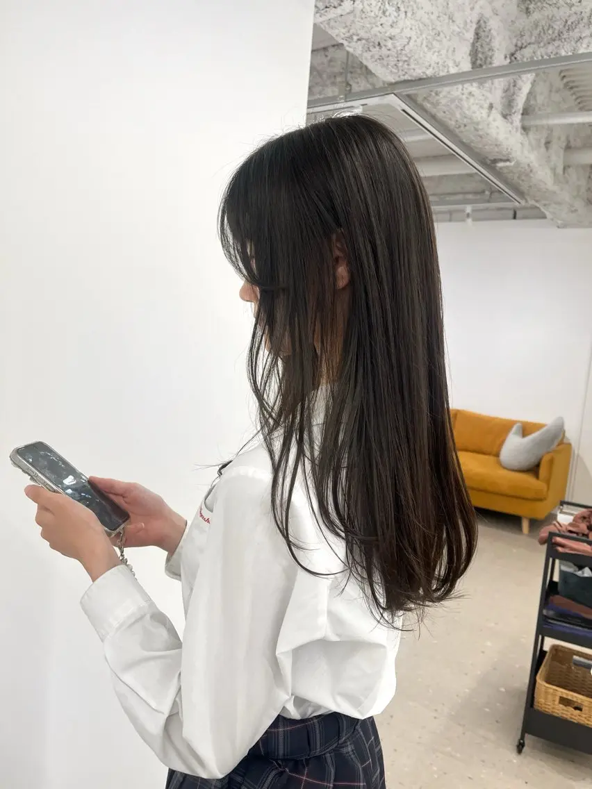 ロング 顔周りカット レイヤーカット 池田 未瑠のヘアスタイル