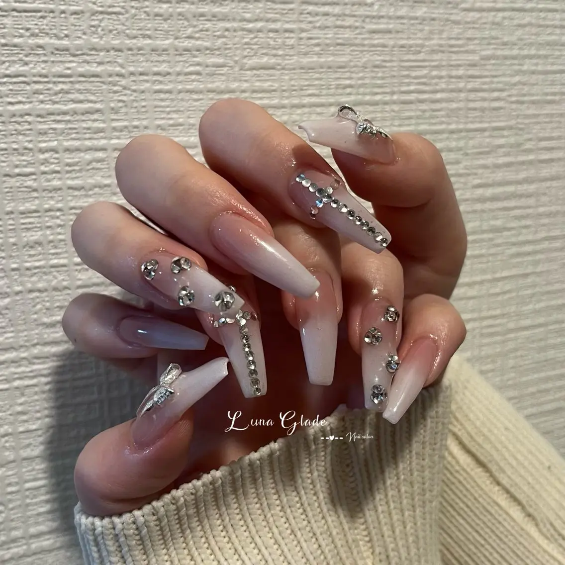 ネイル ハンドネイル Luna Gladeのネイルデザイン