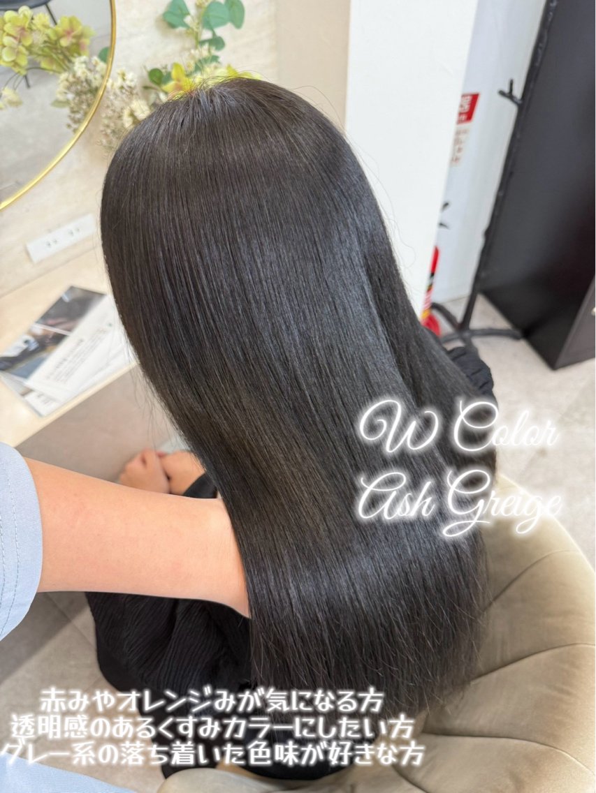 セミロング カラー アッシュ アッシュグレー アッシュグレージュ ブリーチ ダブルカラー ヘアカラー トリートメント 🍑ももか🍑透明感 カラー/赤羽🎀のヘアスタイル