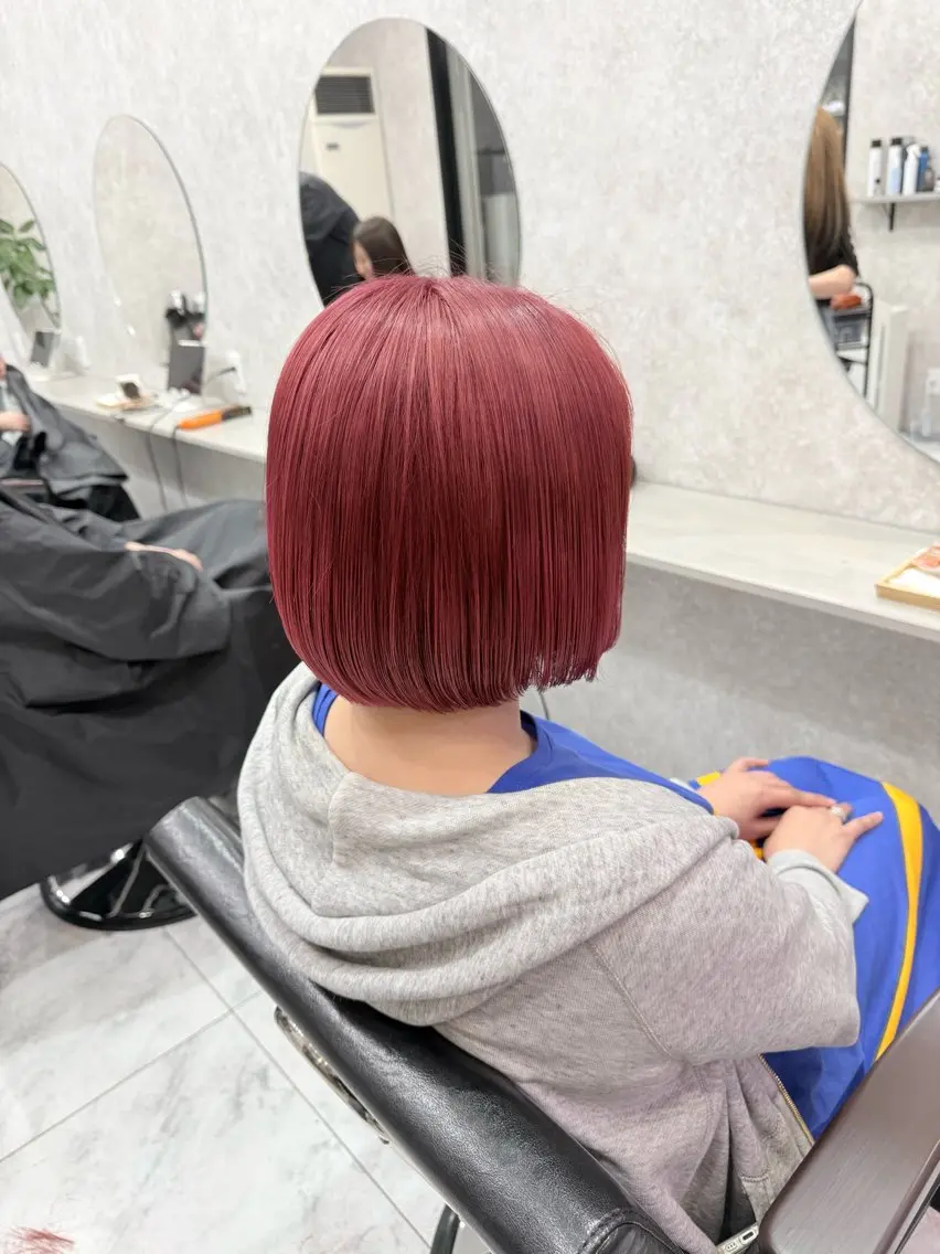 ショート カラー 🌺ハイトーン🌺 矢葺 なぎさ🌺🌺のヘアスタイル