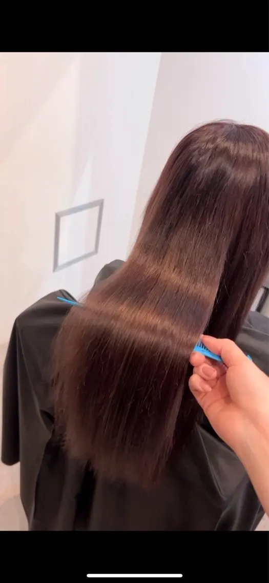 ロング カラー Agu peachのヘアスタイル