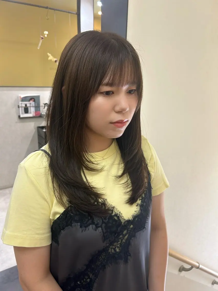 ロング ロングレイヤー レイヤーカット ロング カット トリートメント hubhair レイヤー/透明感のヘアスタイル