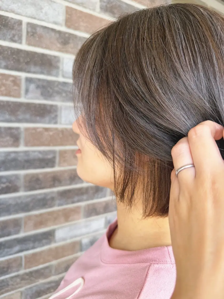 ショート カラー ハイライトカラー ハイライト カット ヘアカラー トリートメント 徳永 茉厘のヘアスタイル