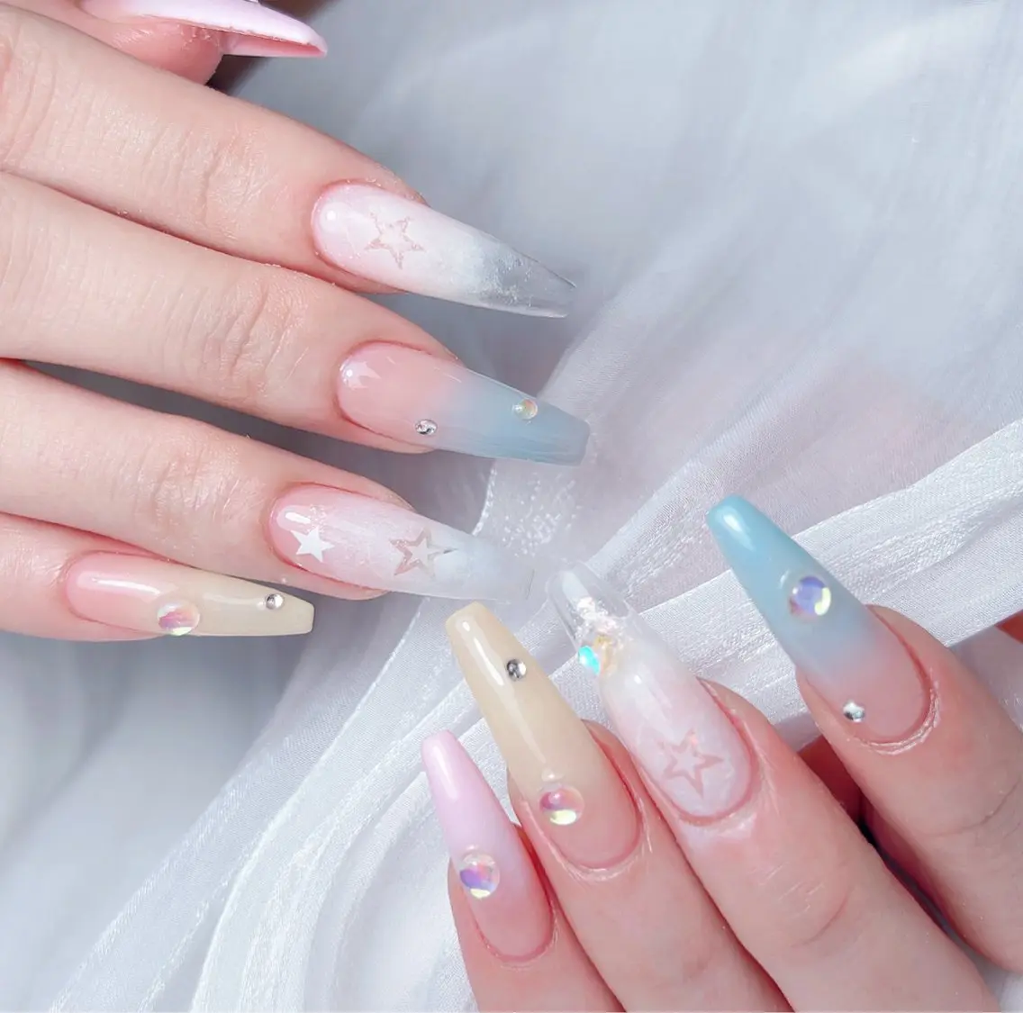 ネイル ハンドネイル M🌷nail 長さだし専門店のネイルデザイン