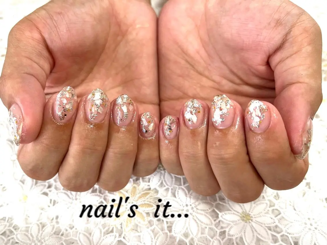 ネイル ジェルネイル キラキラネイル 韓国ネイル パラジェル nails' it...のネイルデザイン