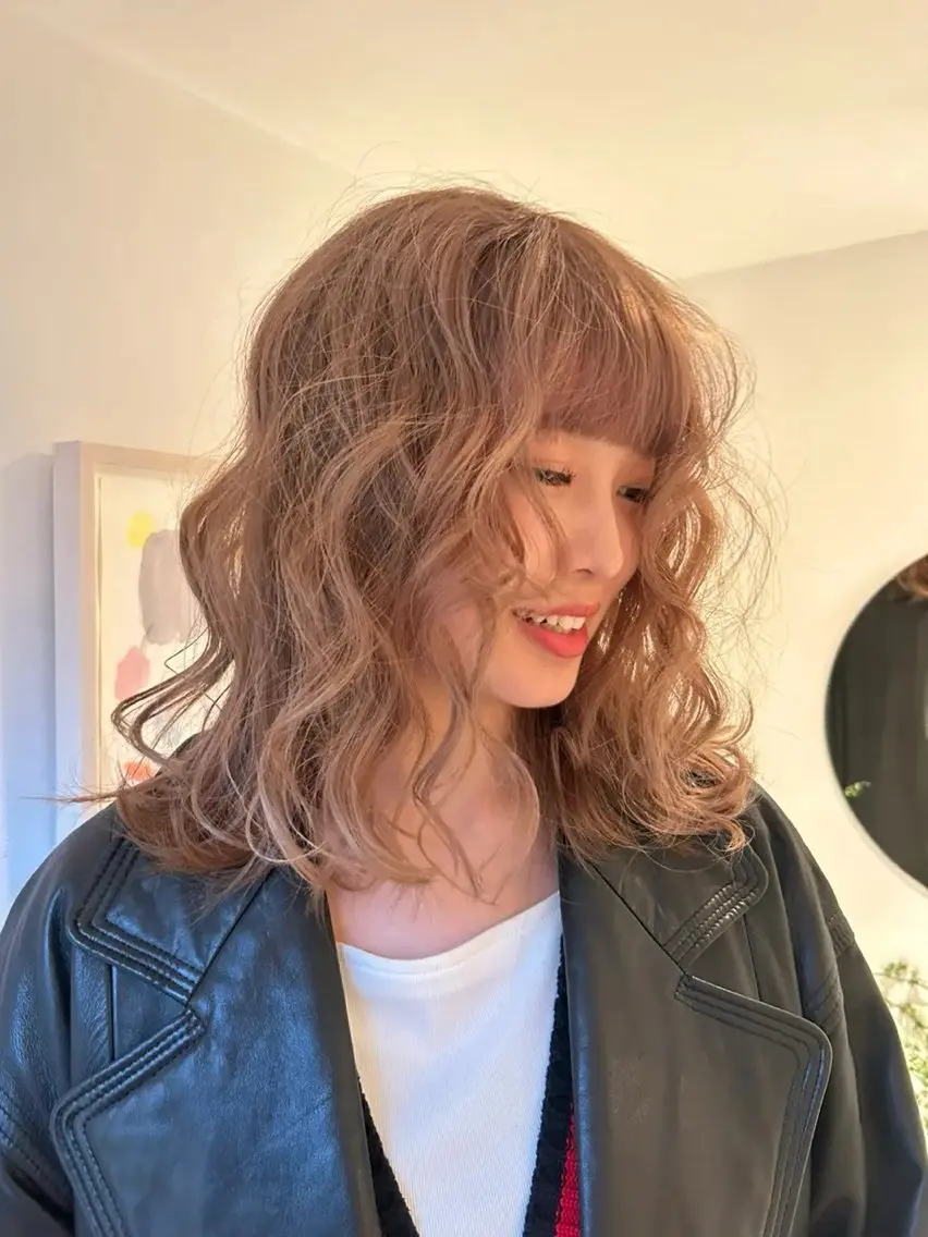 かがやしづ ⭐️カラーモデルのヘアスタイル