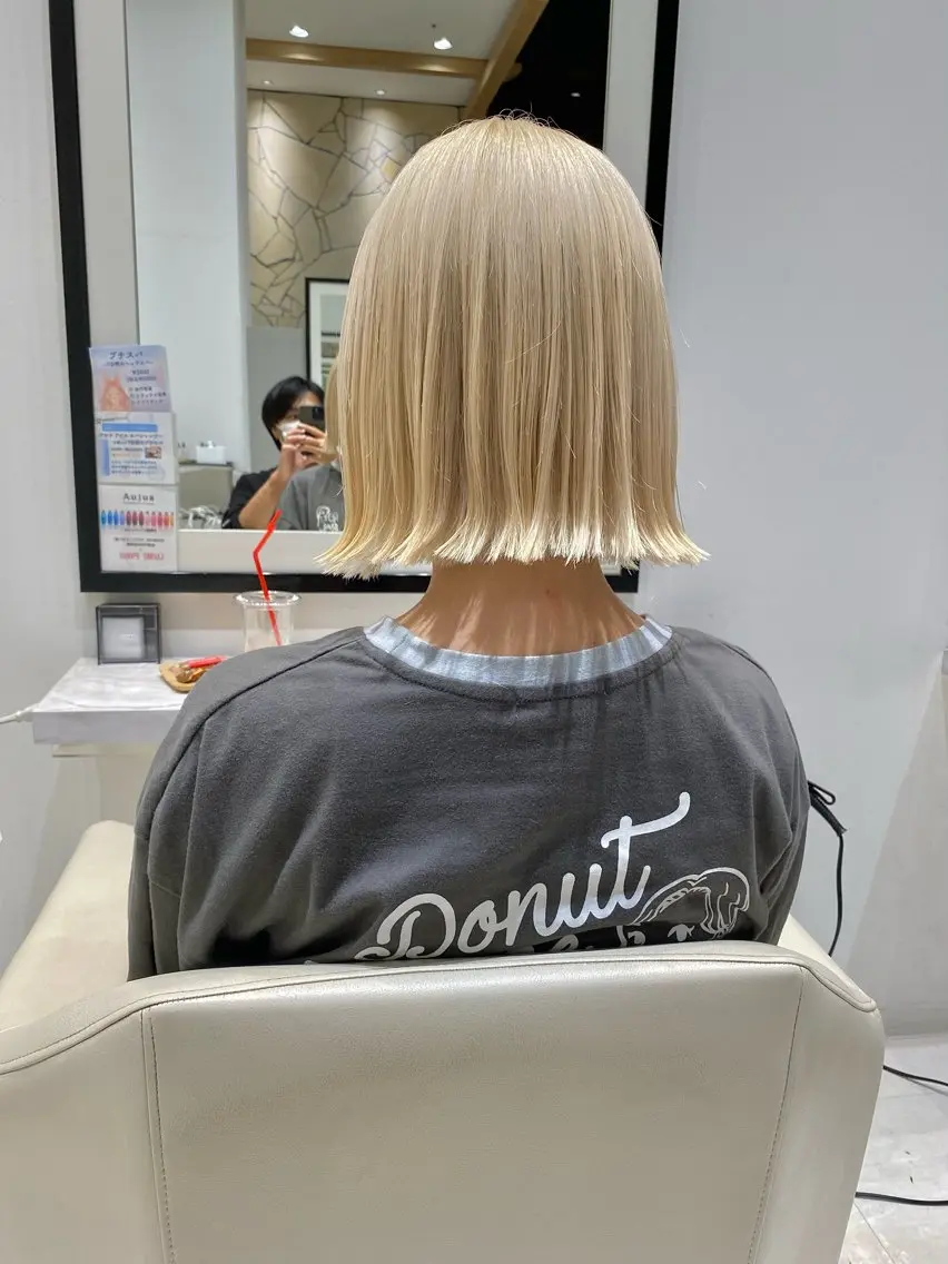 ショート 似合わせ屋さん / ボブ・レイヤーのヘアスタイル