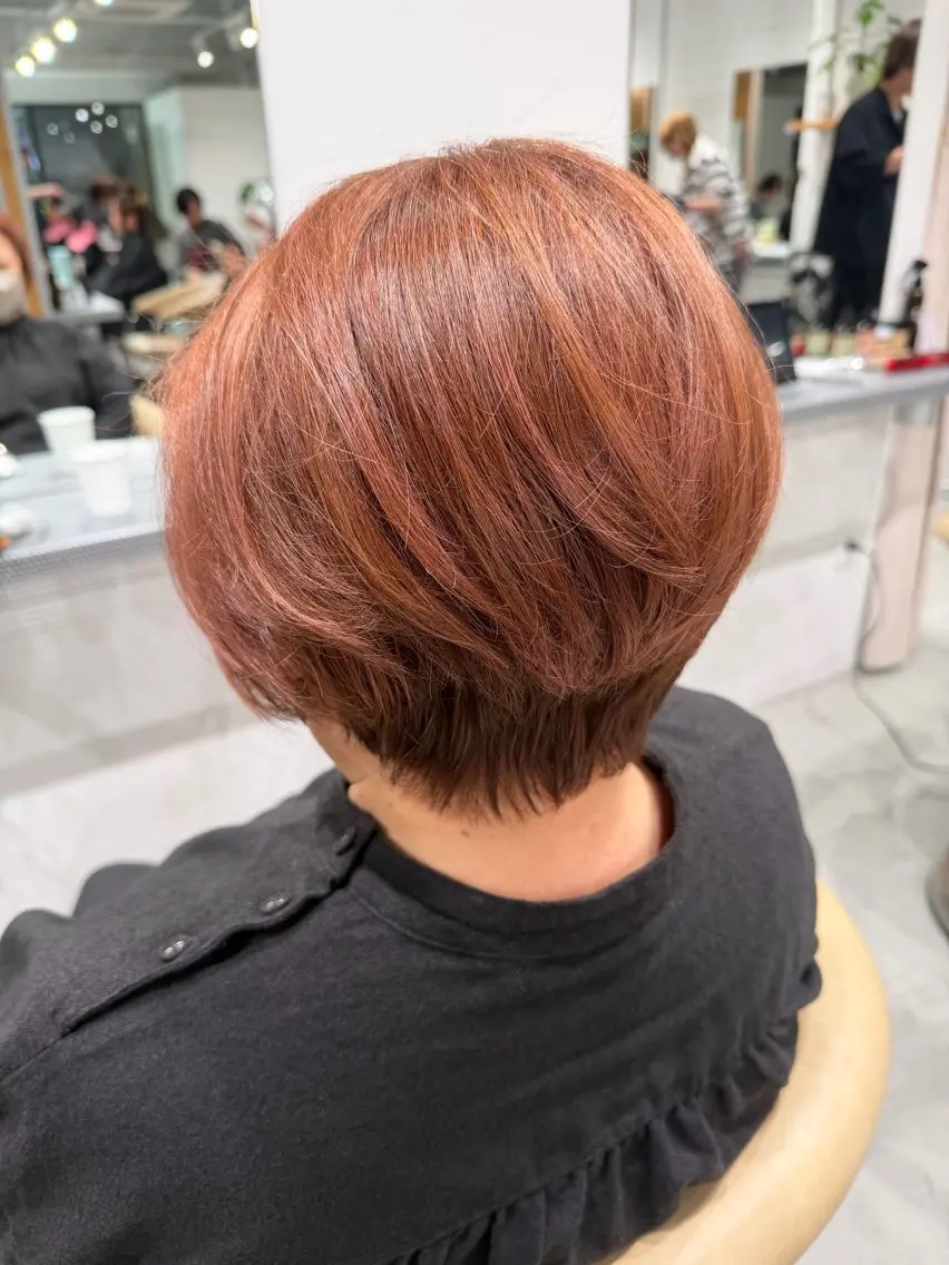 ショート カラー ハイライトカラー ピンクカラー ハイライト ヘアカラー ハイライト/ブリーチ /綾華のヘアスタイル