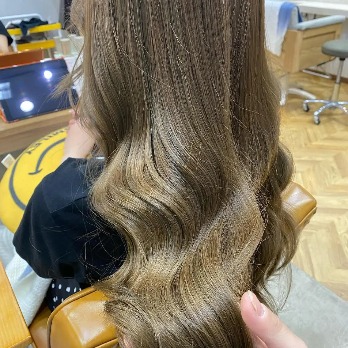 カット+イルミナカラートリートメント☆ブリーチ無しの1カラーです、マイクロバブルスパセットの写真
