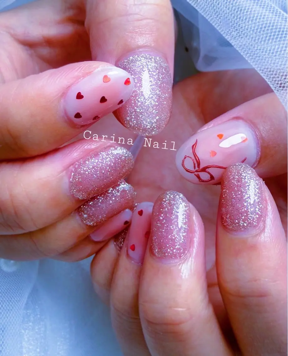 ネイル ハート キラキラネイル ラメ(グリッター) リボン Carina Nailのネイルデザイン