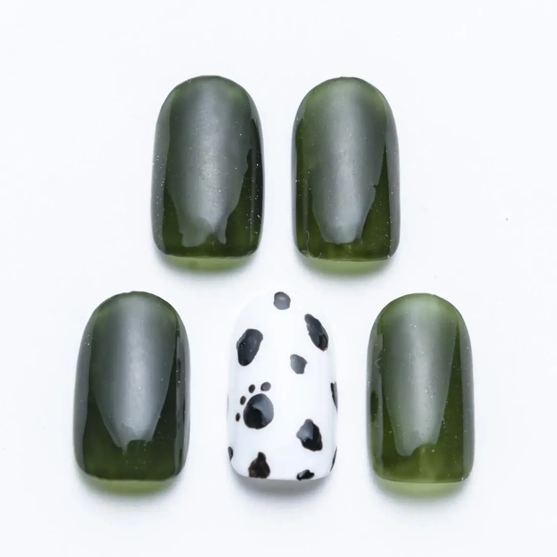 ネイル E.design. Nailのネイルデザイン