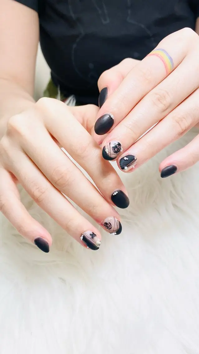 ネイル ハンドネイル maninail iswaのネイルデザイン