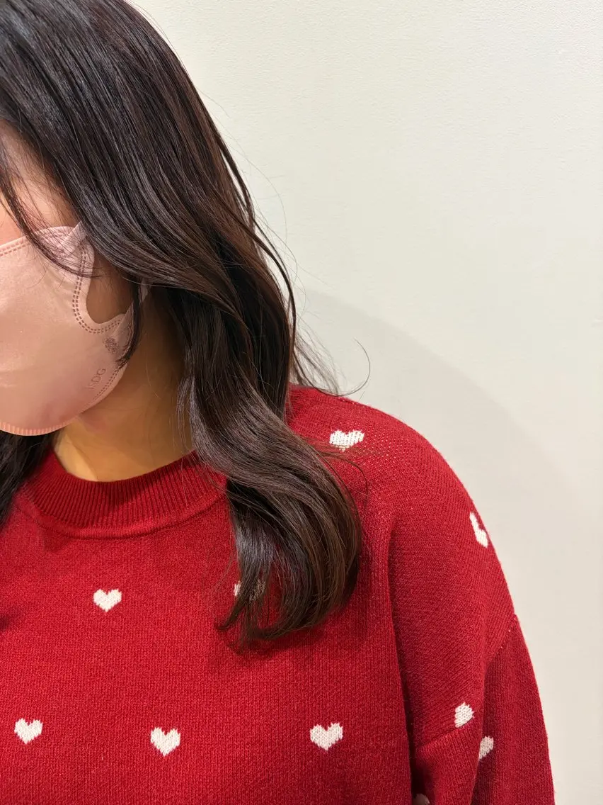 ミディアム カラー ミディアムレイヤー ブラウンカラー ピンクカラー ピンクブラウン レイヤーカット カット ヘアカラー トリートメント ♡オシャ髪♡AI ✂️newi町田のヘアスタイル