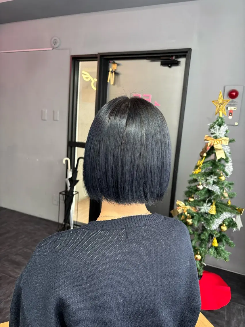 カラー 新垣 杏凜のヘアスタイル