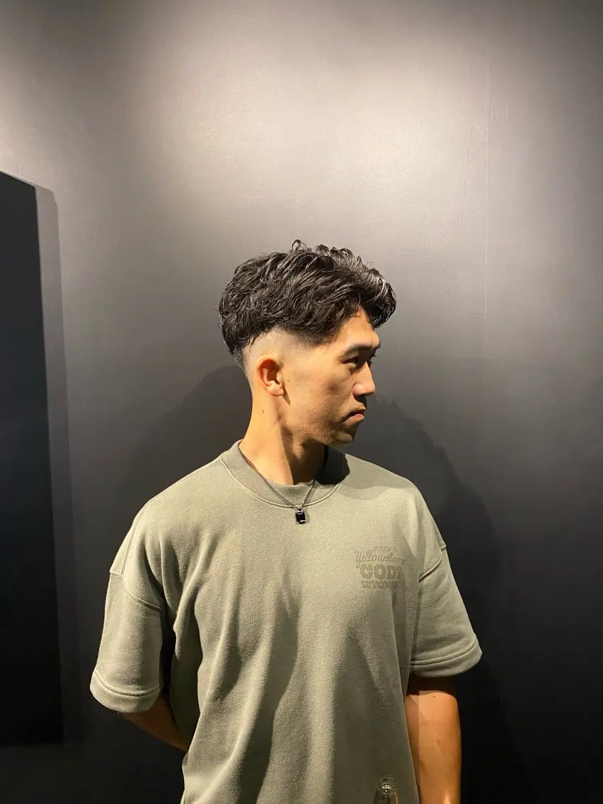 パーマ メンズ フェードカット メンズパーマ 津家田 朋加のヘアスタイル
