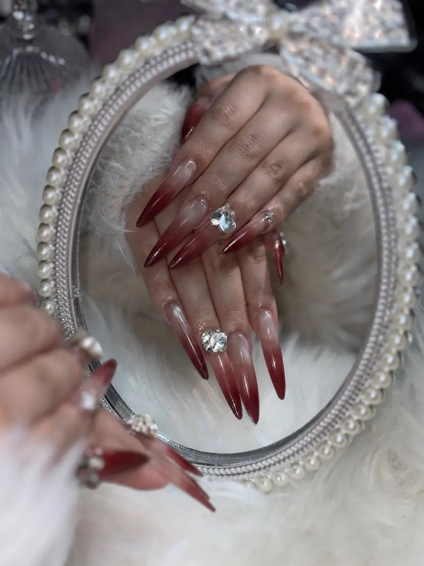 ネイル ワンホンネイル ハンドネイル nail salon Lilynのネイルデザイン