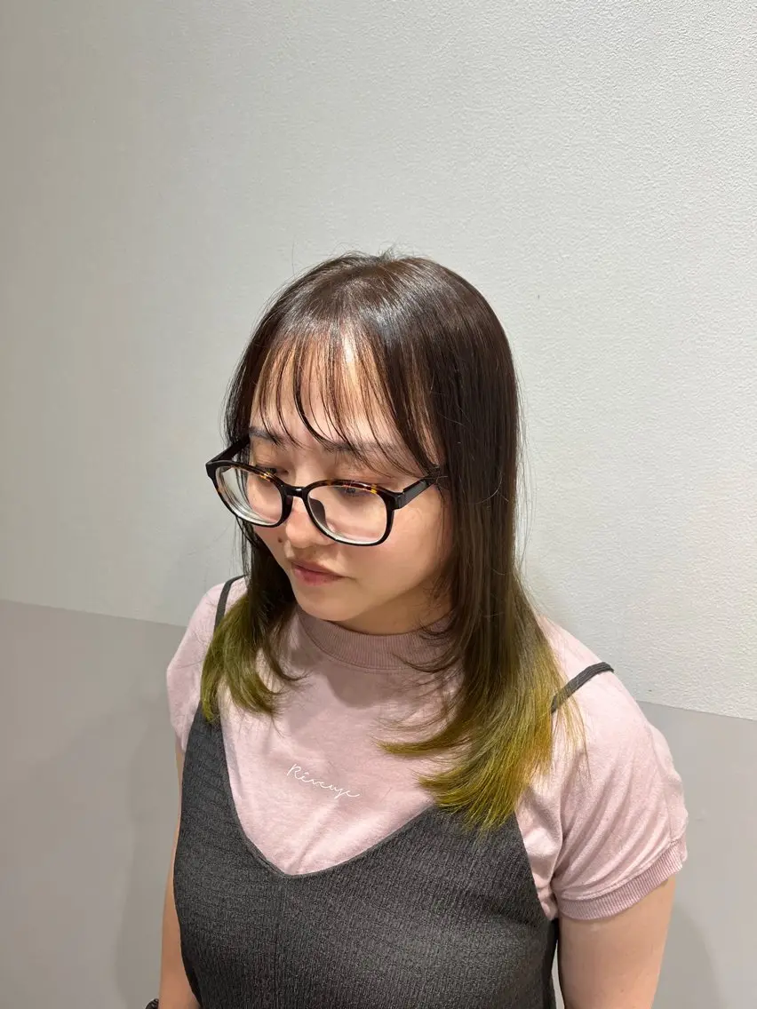 ミディアム イエローカラー レイヤーカット オン眉 大宮レイヤーカット× 透明感カラー　rioのヘアスタイル