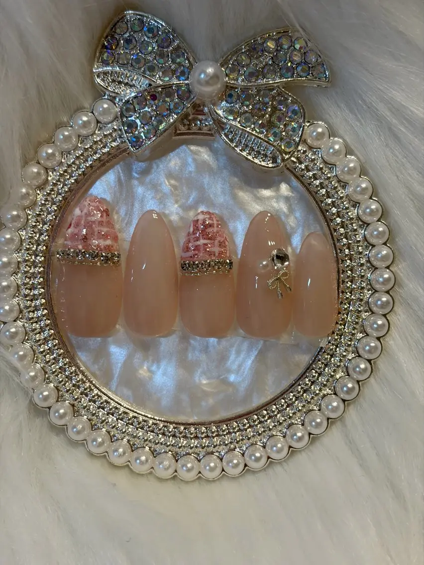 ネイル ツイードネイル ワンホンネイル ハンドネイル M🎀 nailのネイルデザイン