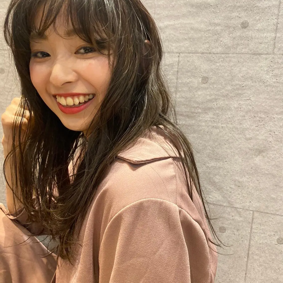 ロング カラー マルヤマ リナの眉毛・アイブロウイメージ