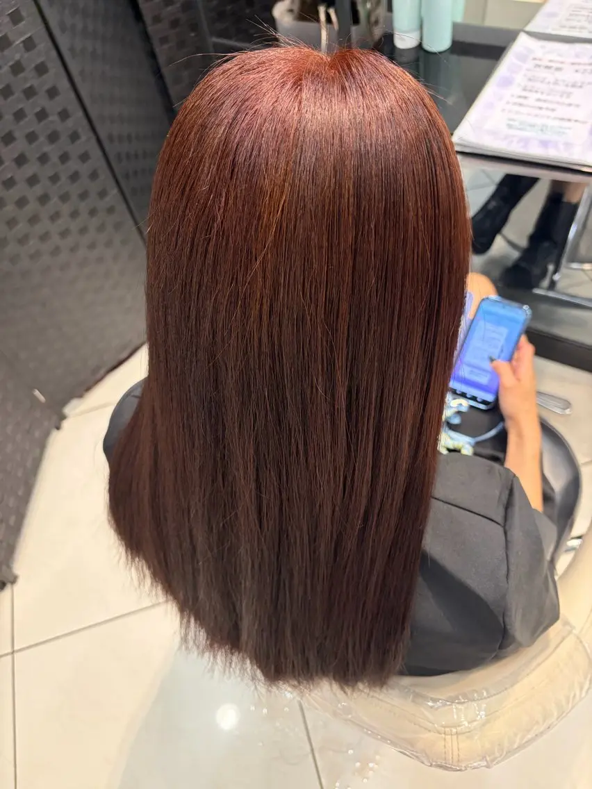 カラー 高梨 礼奈のヘアスタイル