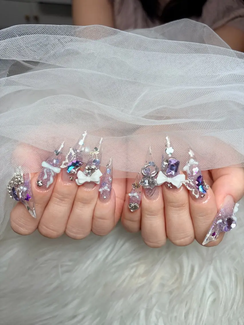 ネイル アートネイル 長さ出し ジェルネイル 韓国ネイル マグネットネイル ハンドネイル Cloudy Chan Nailのネイルデザイン