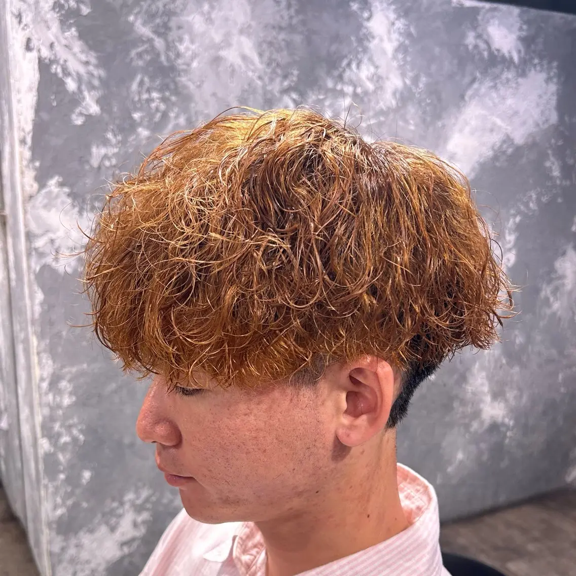 メンズ メンズパーマ 波巻きパーマ カット ヘアカラー パーマ ヘッドスパ ヘアセット メンズ特化美容師 💠チナツのヘアスタイル