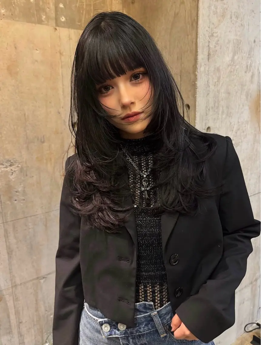 ロング カラー パーマ ロングレイヤー ボブ 顔まわりレイヤー 顔周りカット レイヤーカット カット パーマ YOKO/パーマ レイヤーカットのヘアスタイル