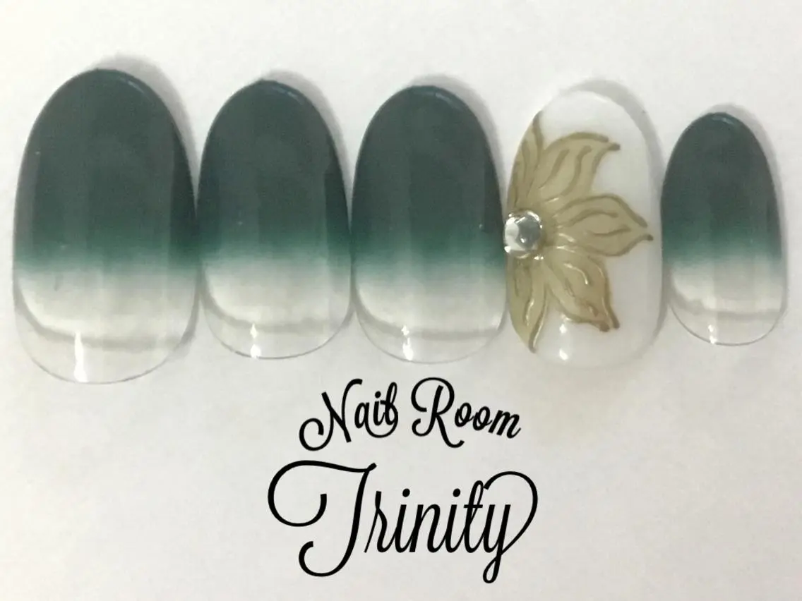 ネイル ハンドネイル Trinity staffのネイルデザイン
