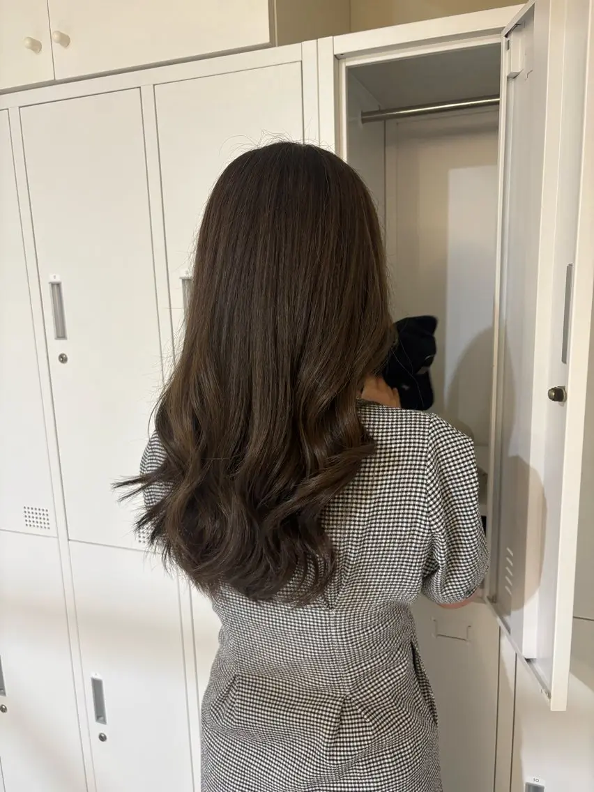 ミディアム カラー 透明感カラー オリーブカラー Hana🌼 /池袋/透明感カラーのヘアスタイル