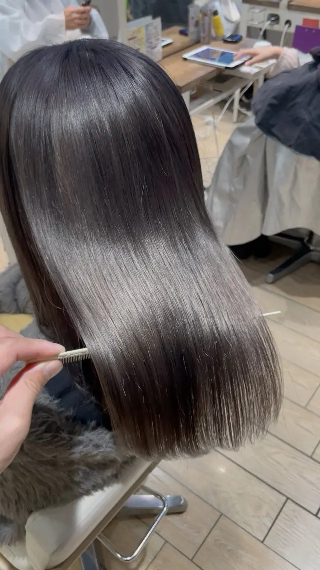 似合わせカット+イルミナカラー+縮毛矯正の写真