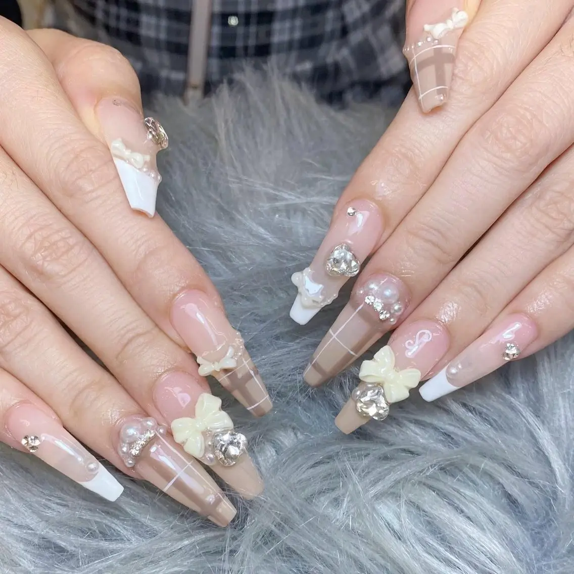 ネイル ハンドネイル ハンドケア Anh Nail 歌舞伎町のネイルデザイン