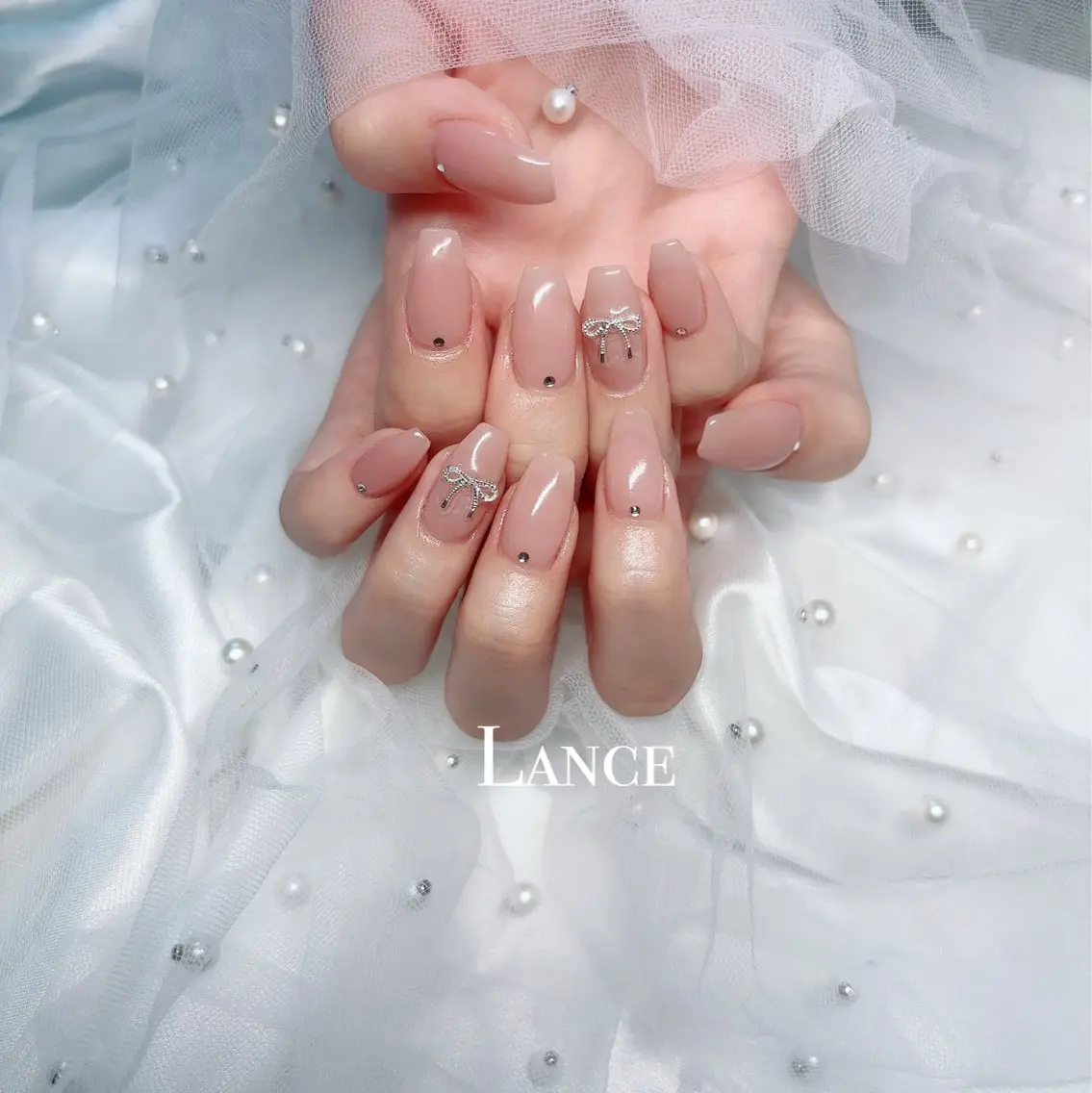 ネイル オーロラネイル フットネイル フレンチネイル キラキラネイル 韓国ネイル Lance nailのネイルデザイン