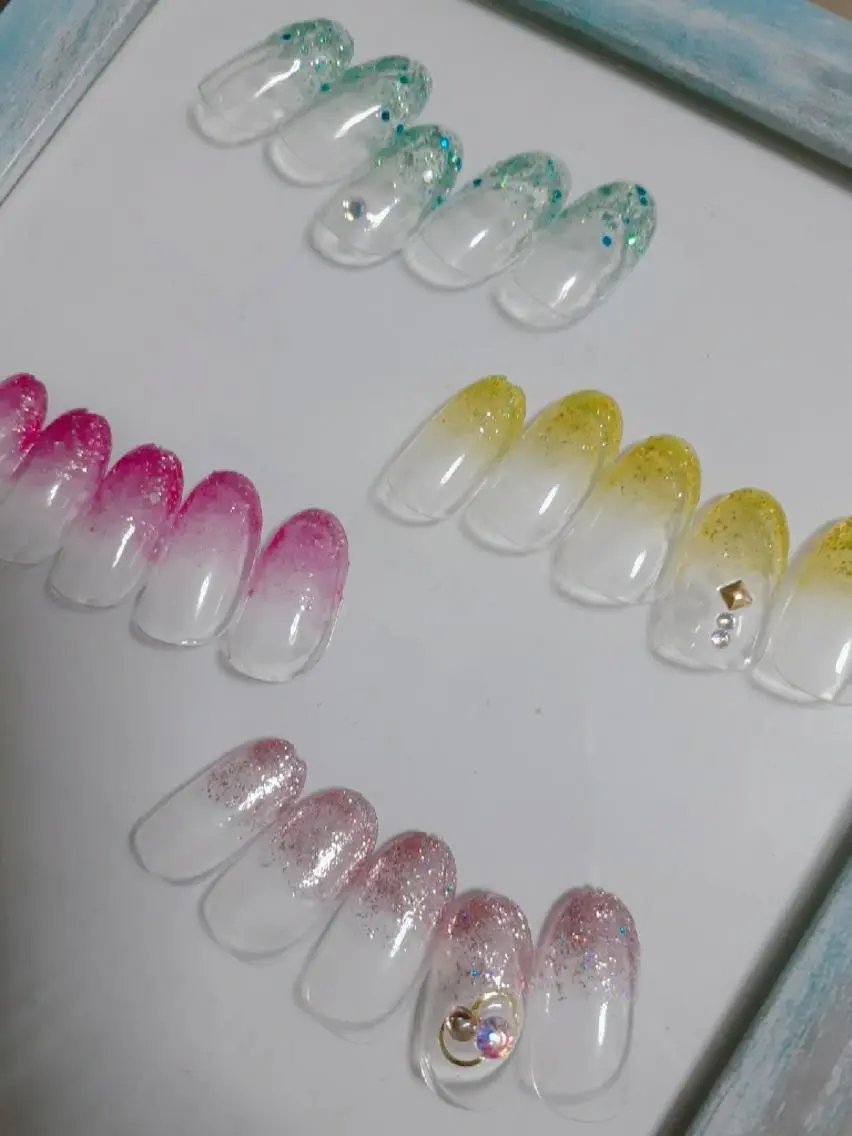ラメグラデーション(オフあり)の写真