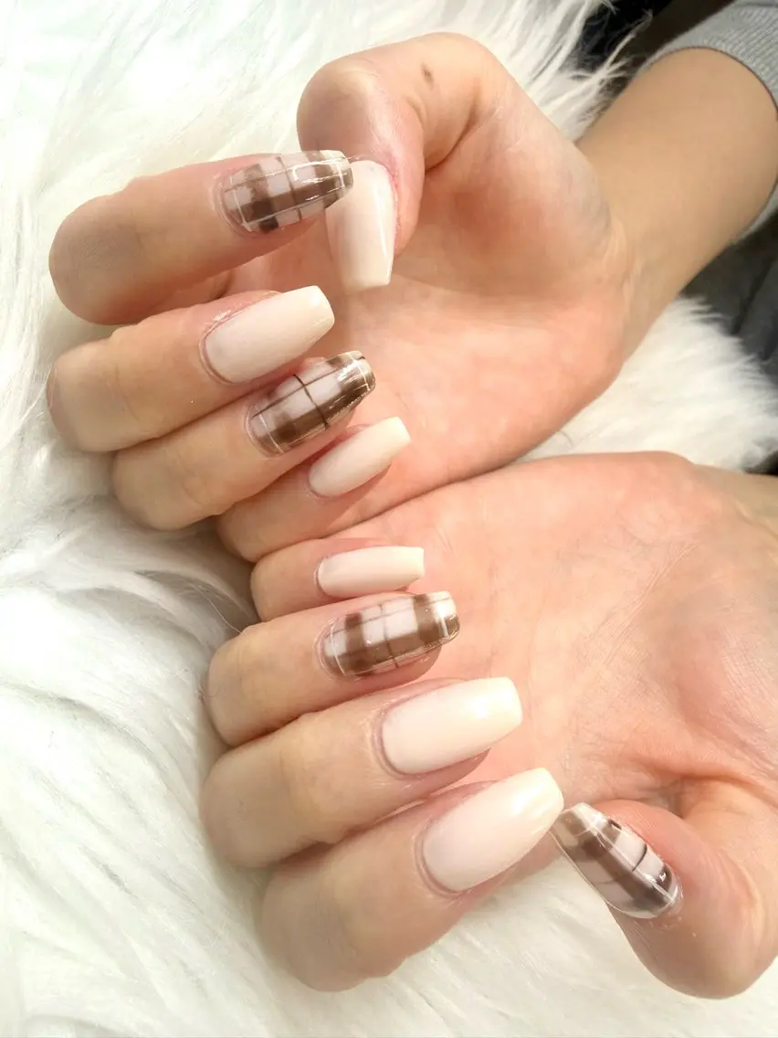 ネイル I. AYUMIのネイルデザイン
