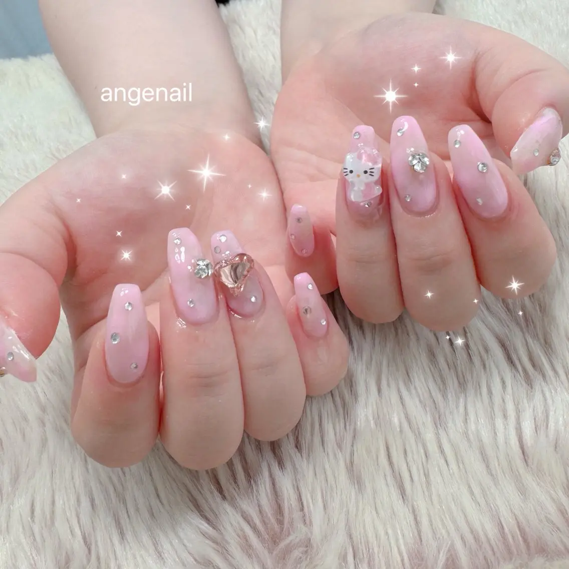 ネイル ハンドネイル オーナーネイリスト MAKIのネイルデザイン