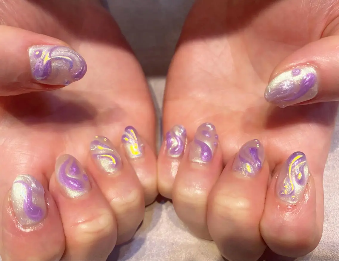 ミディアム ハンドネイル NAILSALON 🍔Timna🍟のネイルデザイン