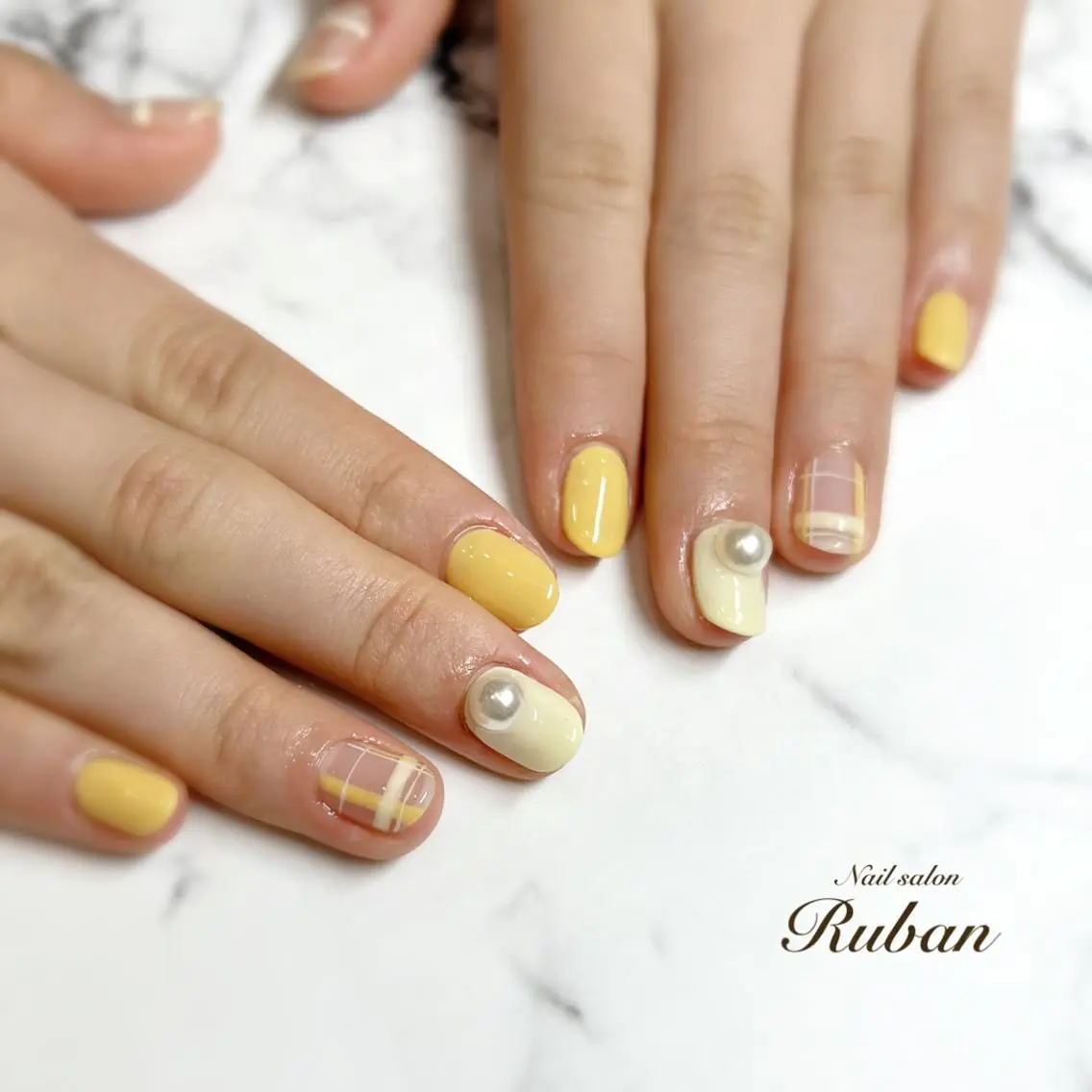 ネイル 韓国ネイル 冬ネイル 黄色 Nail salon Rubanのネイルデザイン