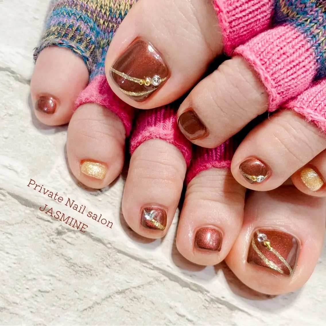 ネイル ブラウン フットネイル Nail salon JASMINEのネイルデザイン