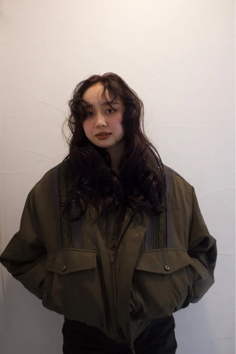 ロング カラー パーマ ヘアアレンジ 🦠デザインカラー/ 魚瀬あおい🦠のヘアスタイル