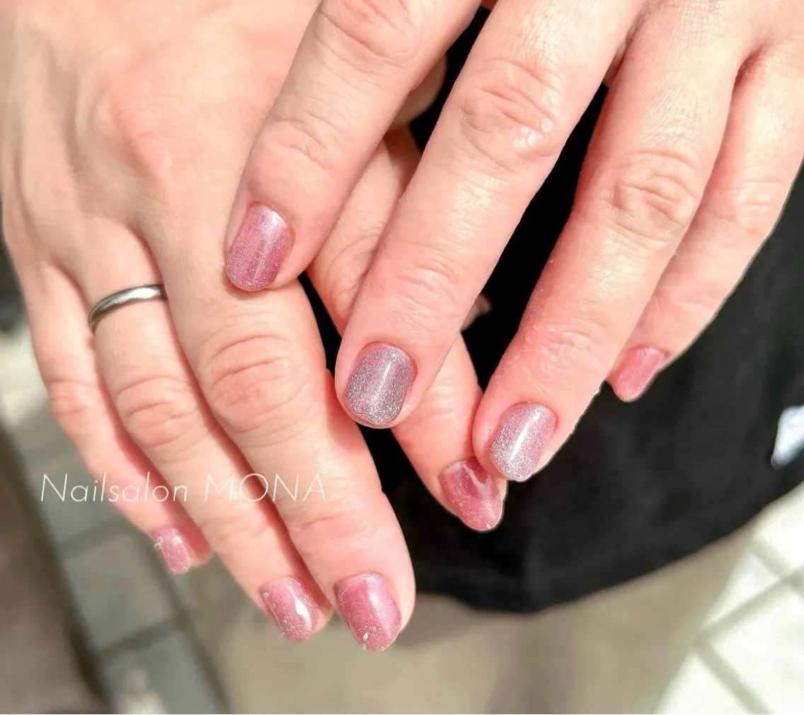 ネイル フラッシュネイル フラッシュマグ ジェルネイル マグネットネイル Nailsalon MONA.のネイルデザイン
