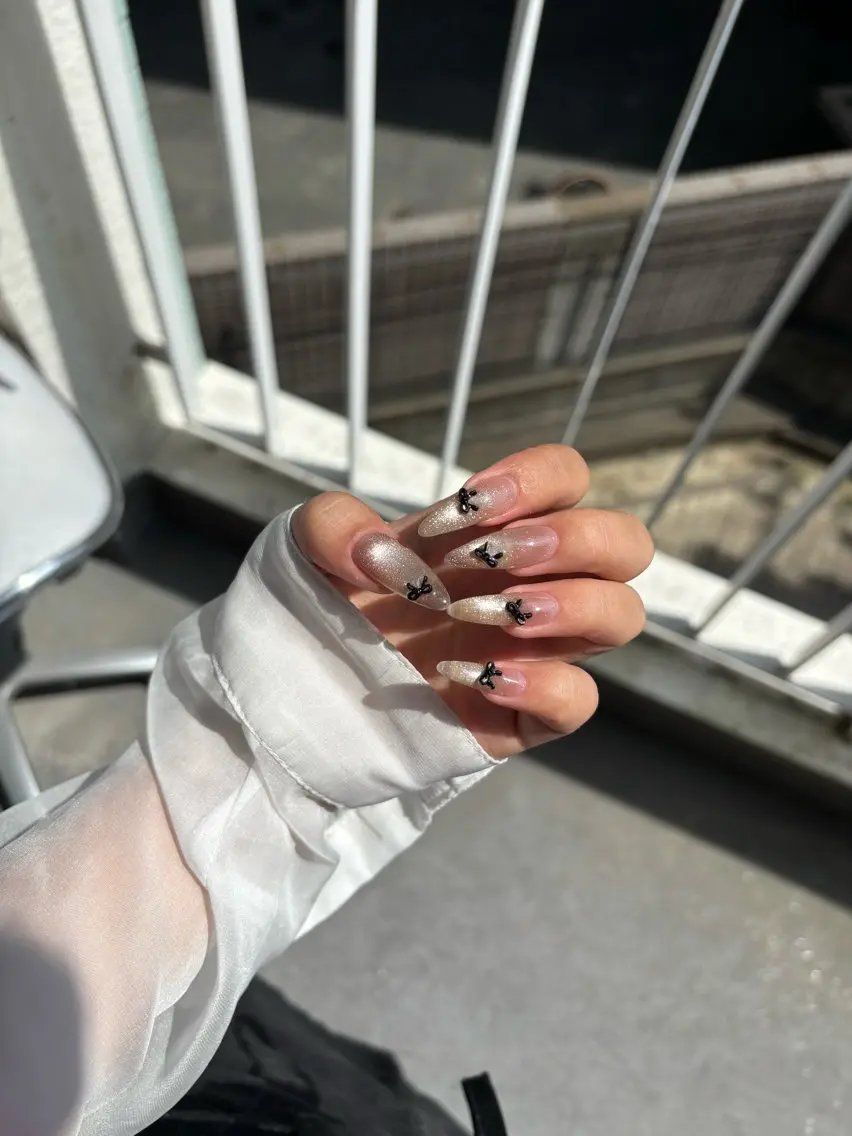 ネイル マグネットネイル fein. Matsuri🎀のネイルデザイン