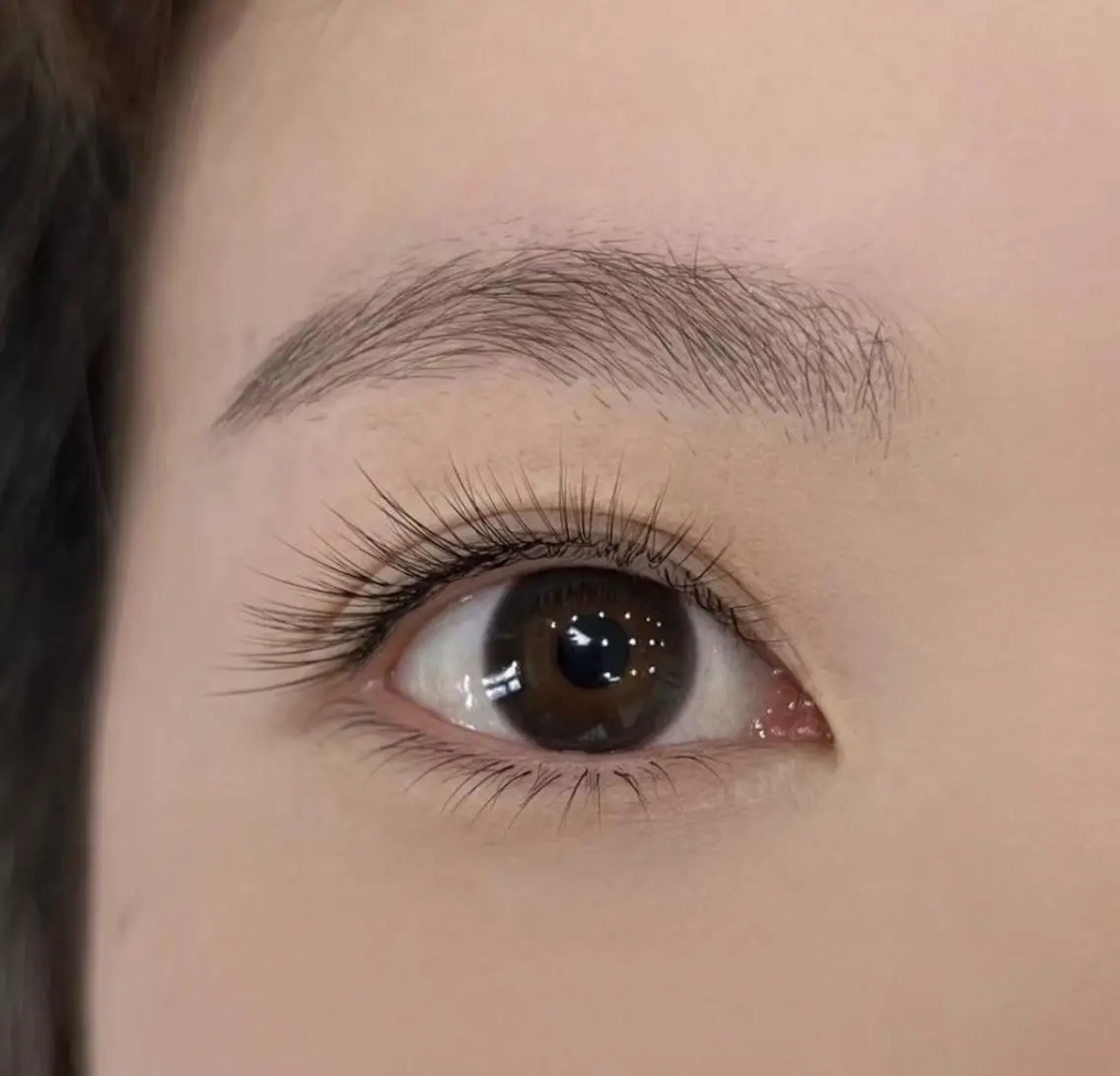 マツエク・マツパ バインドロック 束感まつ毛 フラットラッシュ 韓国風マツエク 下まつげエクステ Haru💖Eye lash🌻日暮里店のマツエク・マツパデザイン