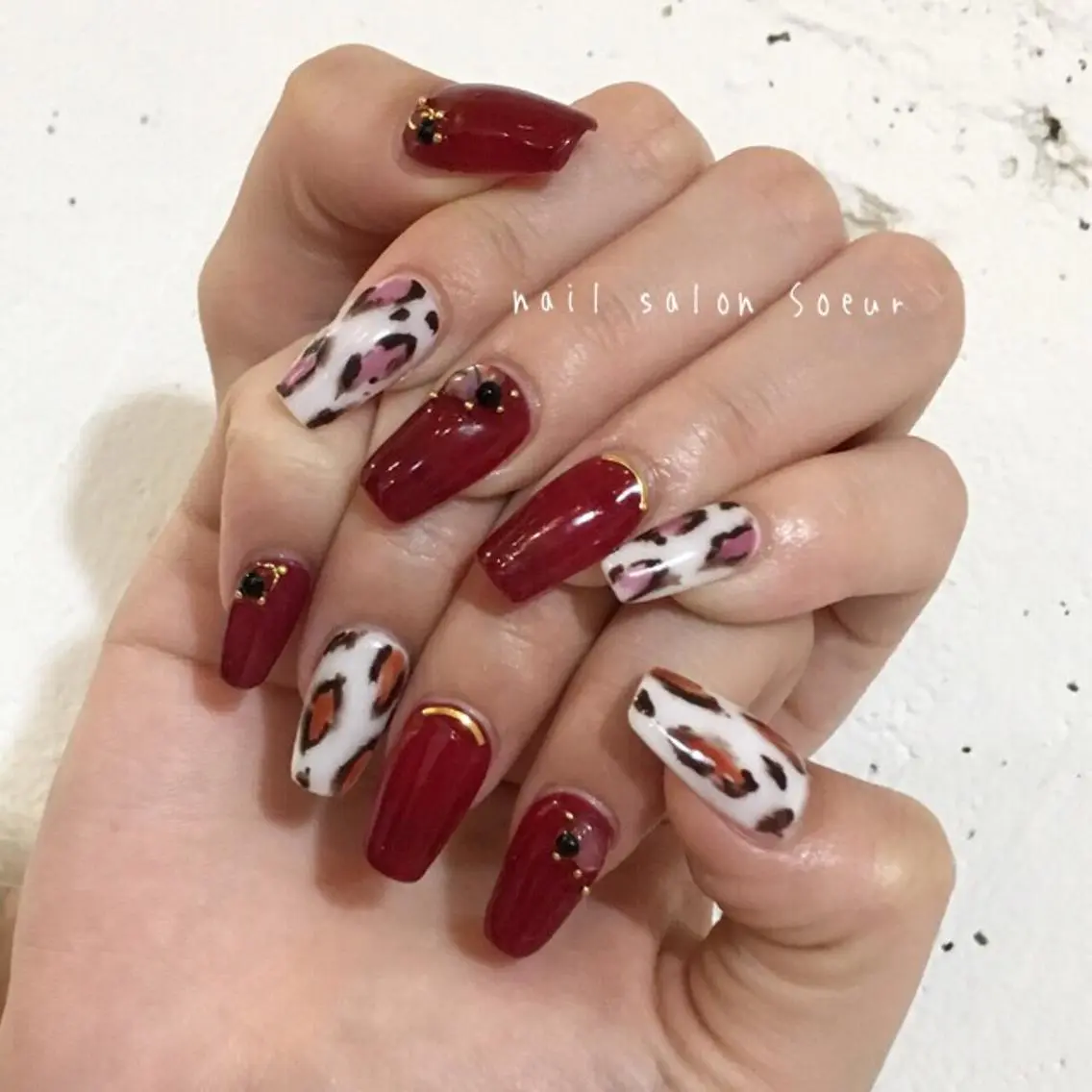 ネイル アニマル柄 持ち込み 赤色 スカルプネイル ハンドネイル nail salon Soeurのネイルデザイン