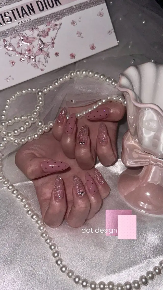 ネイル ハンドネイル Designer EGGのマツエク・マツパデザイン