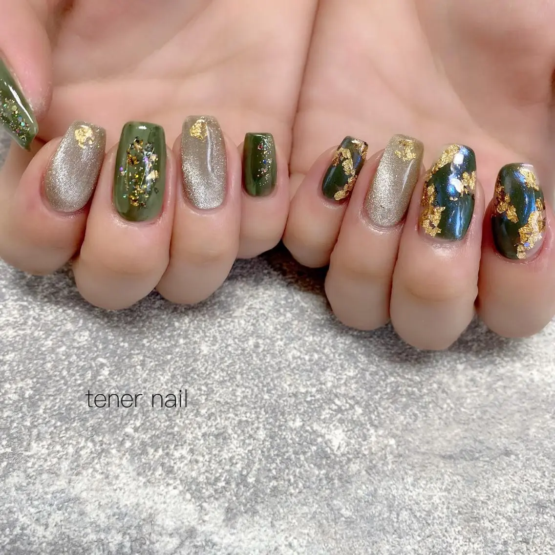 ネイル ゴールド ニュアンスネイル テネルネイル tener nailのネイルデザイン