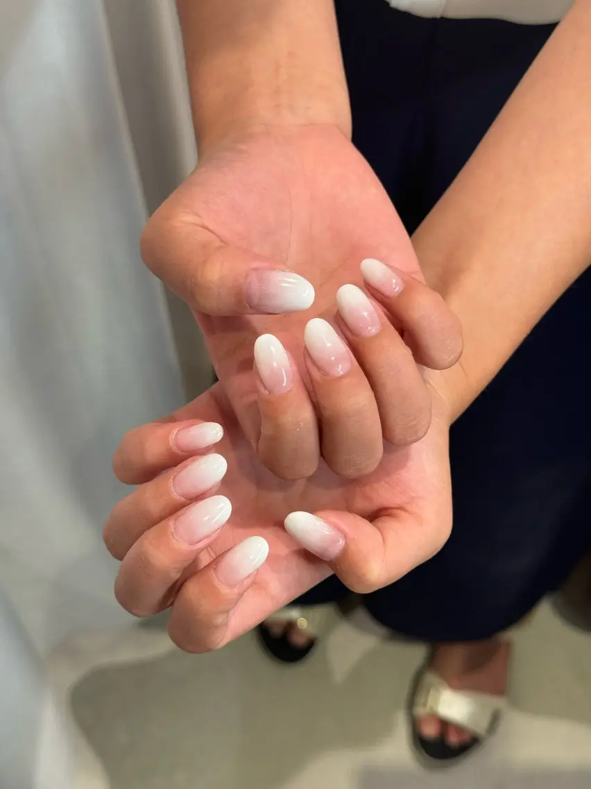 ネイル ハンドネイル AVANCE. 小西 香奈琉のネイルデザイン