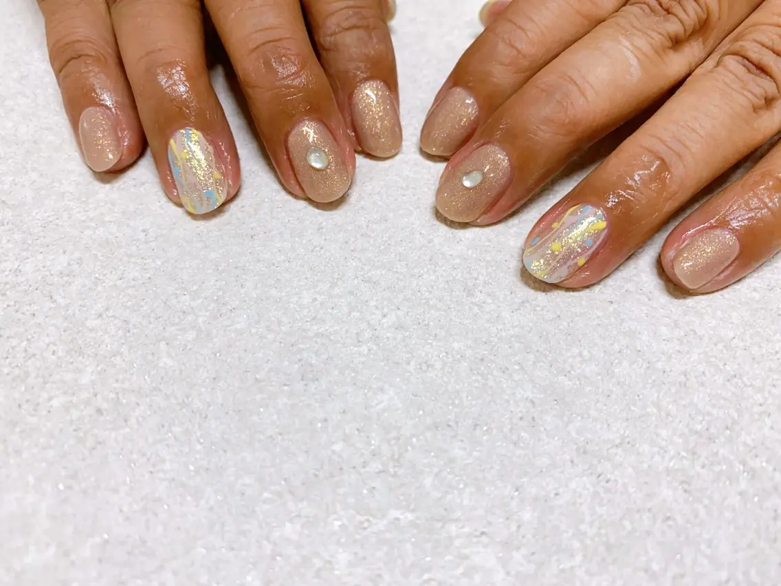 ネイル オーロラネイル フラワーネイル フットネイル フレンチネイル ジェルネイル mogunail &blowのネイルデザイン